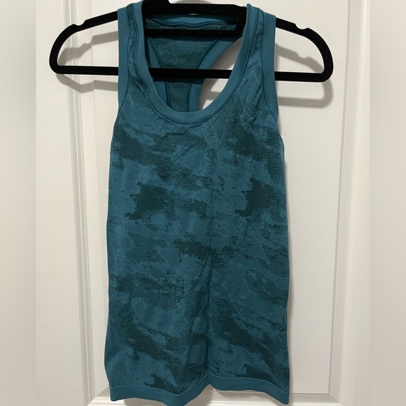 Athleta tank, size small, teal camo - Picture 1 of 2